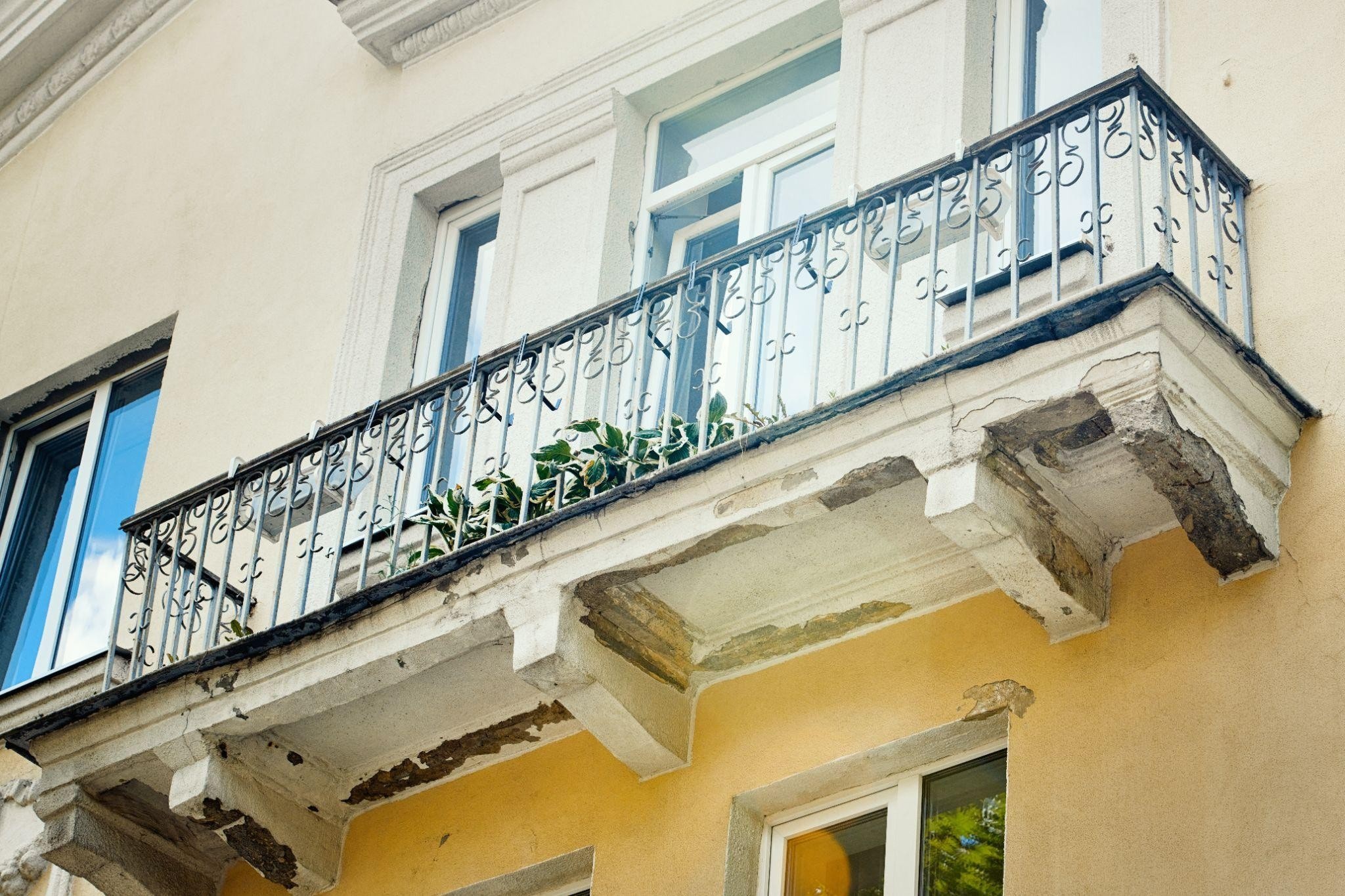 How Balcony Leaks Start